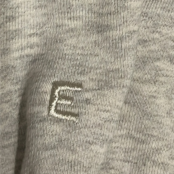Everlane Sweatshirt - Picture 2 of 8